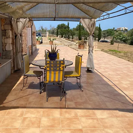 Susacasa En Mallorca Con Sol Aire Acondicionado Y Vistas Despejadas